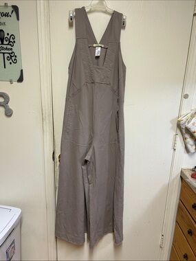 Wide-Leg Taupe Overalls Jumpsuit
